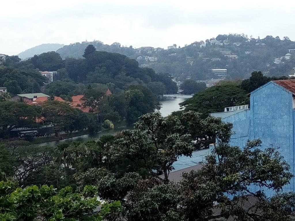 Hotel The Garden Rest Kandy Exterior foto